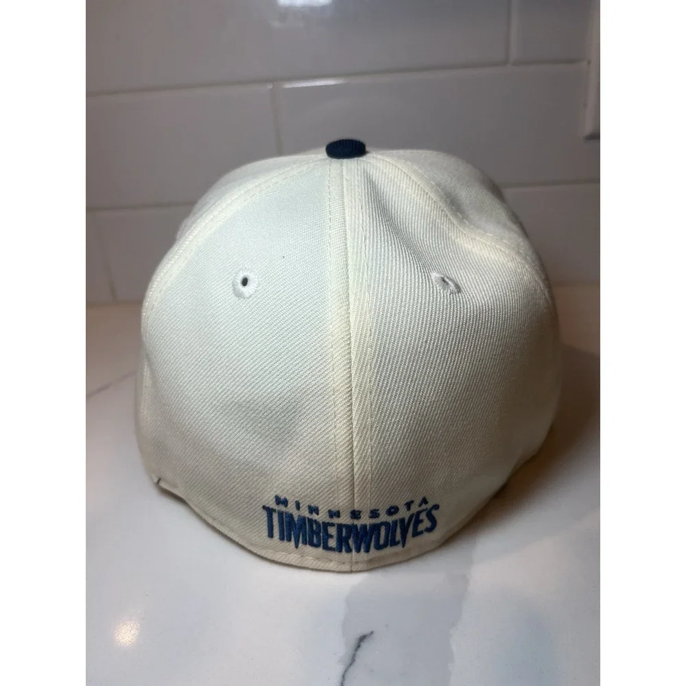 Minnesota Timberwolves Mascot 59FIFTY Fitted Size‎ 7 1/8 56.8 Cm